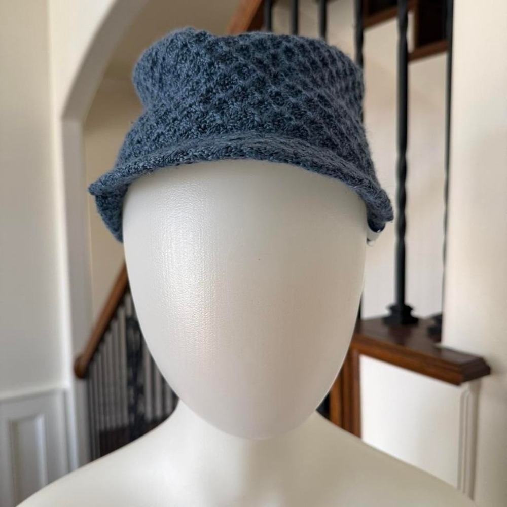 blue knitted bucket hat #knitwear #hat #winterwear